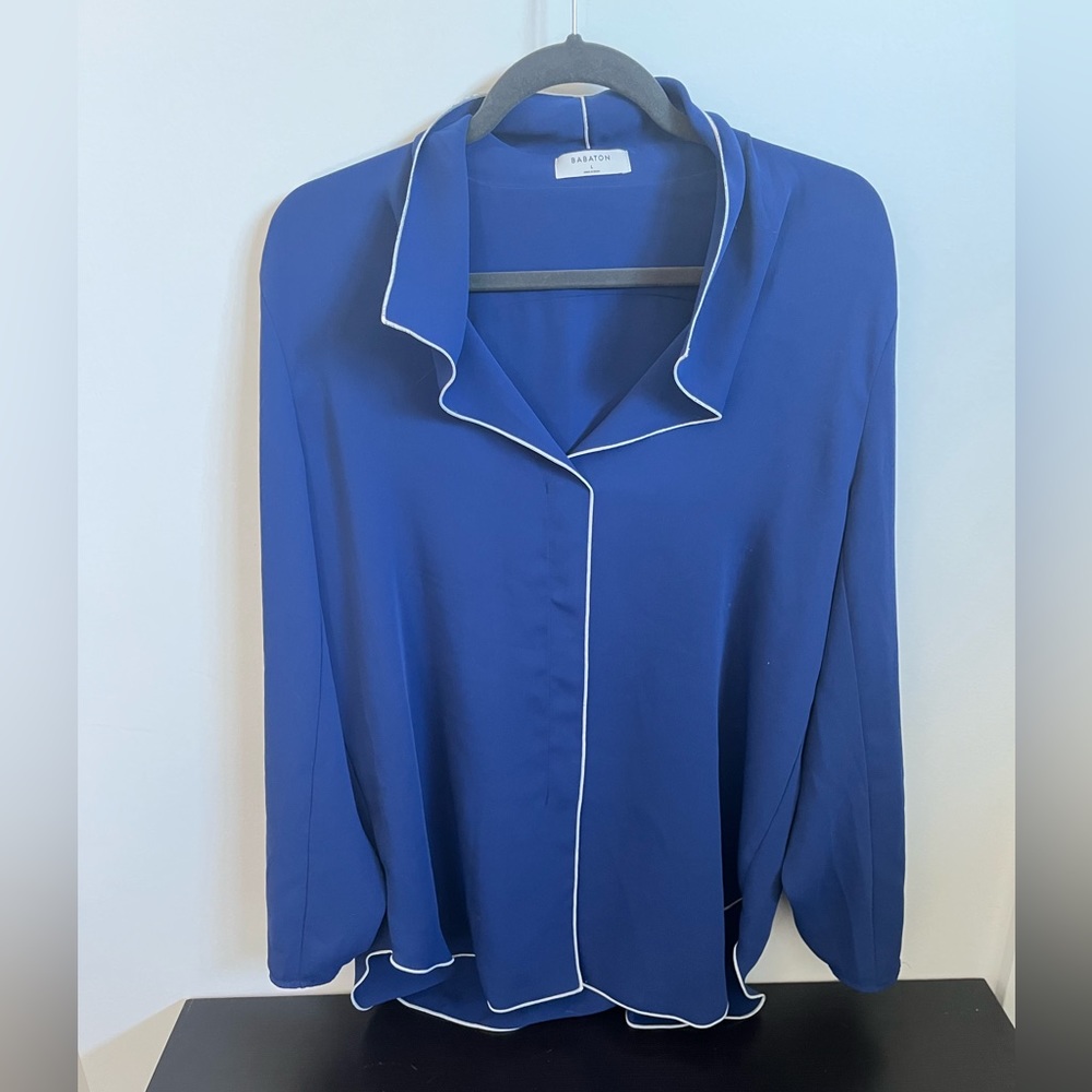 Long sleeve flowy blouse